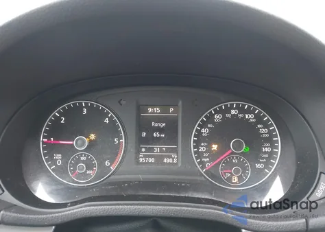 2015 Volkswagen Passat 2.0L Tdi Se z USA, uszkodzony, nr VIN 1VWBV7A34FC104202